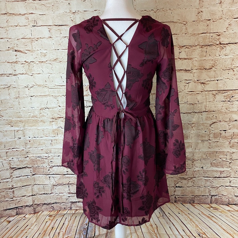 🔴EVERYTHING MUST GO🔴 NWT Sugar + Lips Rose Lace Up A Line Dress